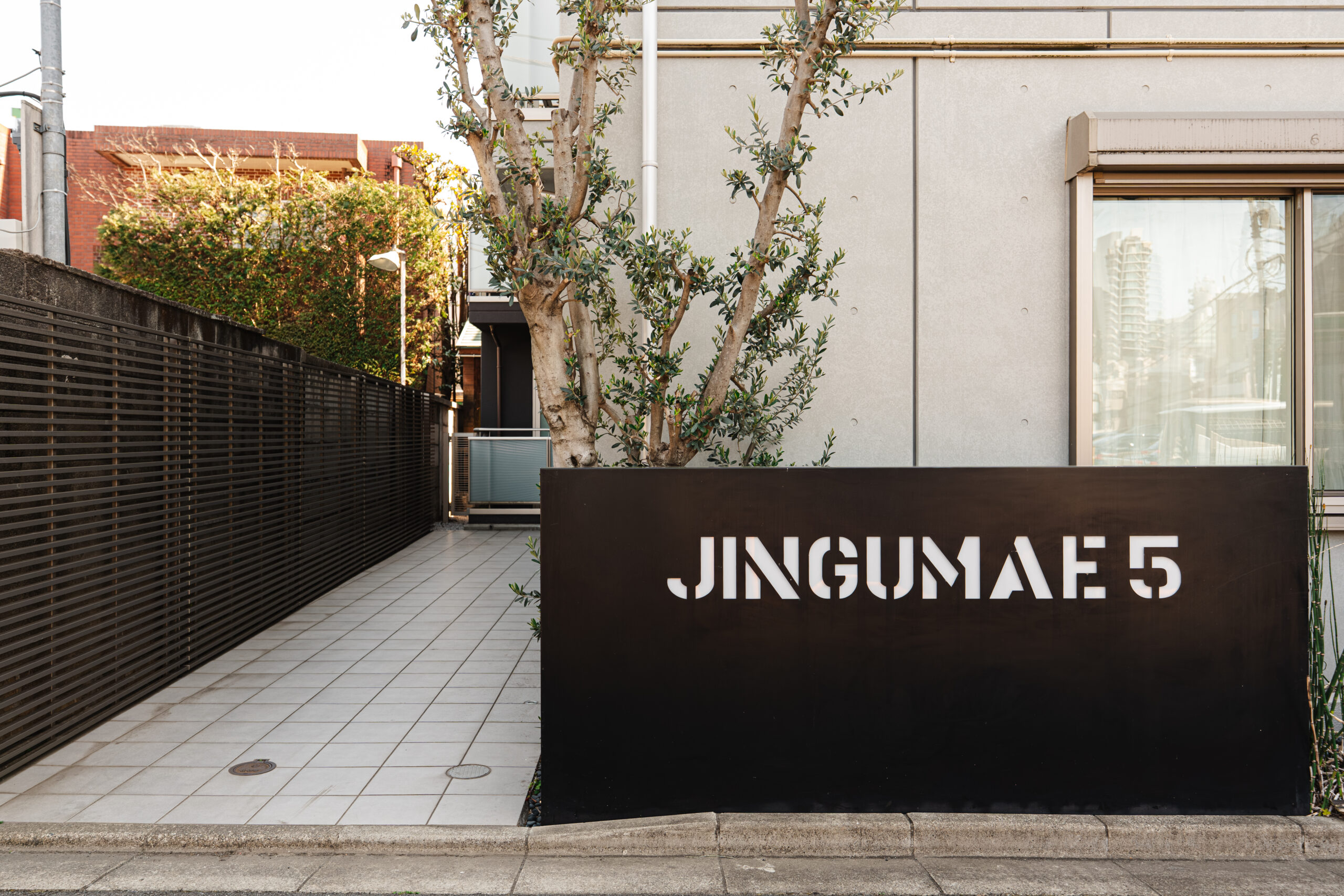 jingumae5-monthly